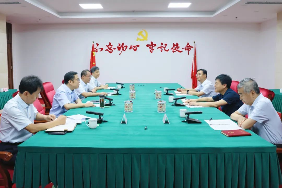 省農商行黨委書記任凱與晉中市委副書記、市長劉星一行舉行會談